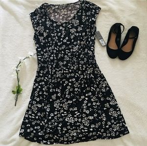 Daisy Fuentes Day To Dinner Floral Dress